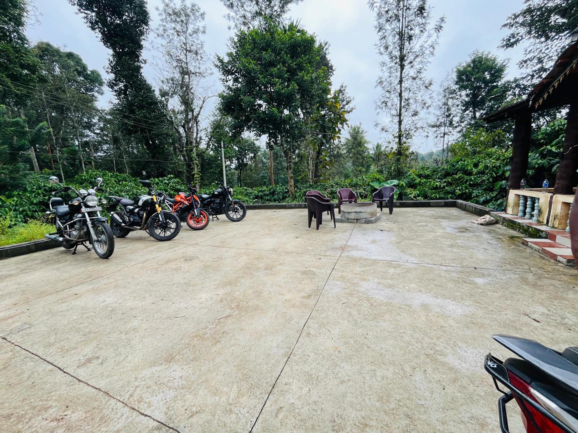Preetham Homestay Kushālnagar Zewnętrze zdjęcie
