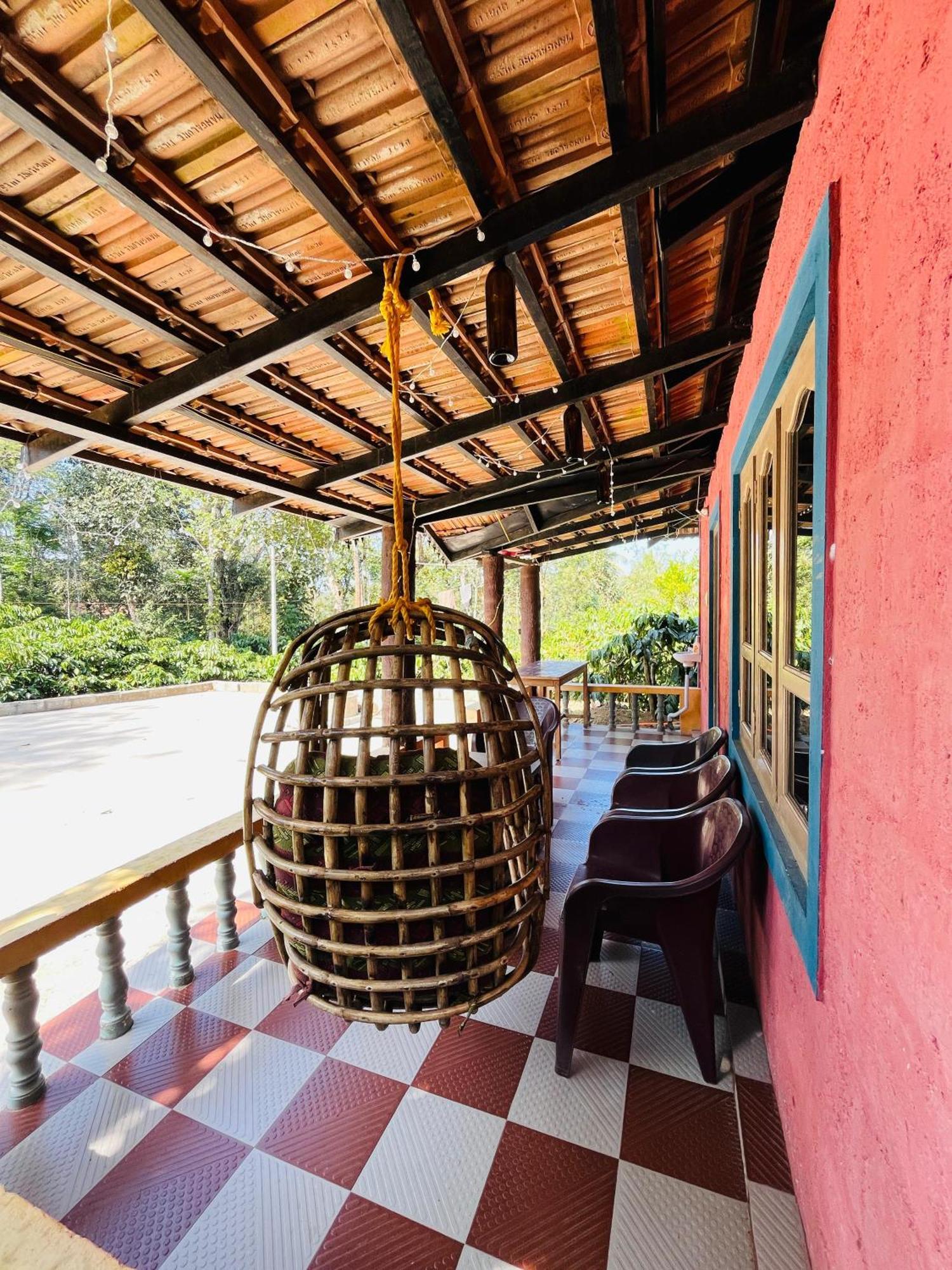 Preetham Homestay Kushālnagar Zewnętrze zdjęcie
